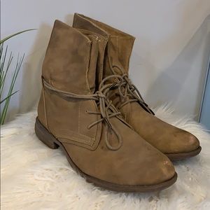 Tan lace up combat boots